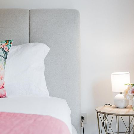 Guestready - Majestic Riverside Terrace In Coimbra Apartment Bagian luar foto