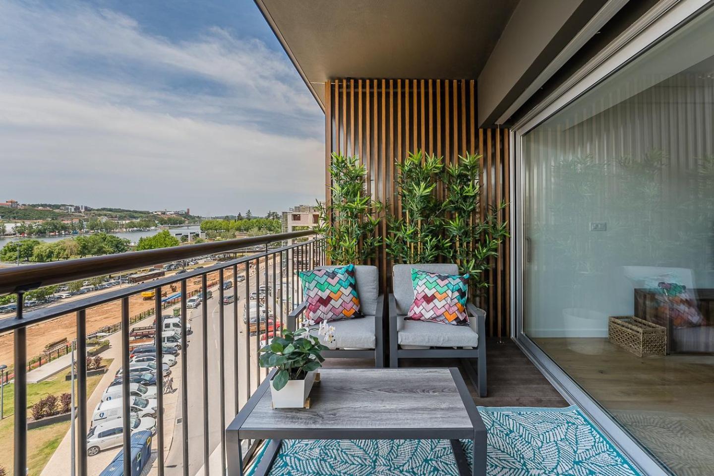 Guestready - Majestic Riverside Terrace In Coimbra Apartment Bagian luar foto